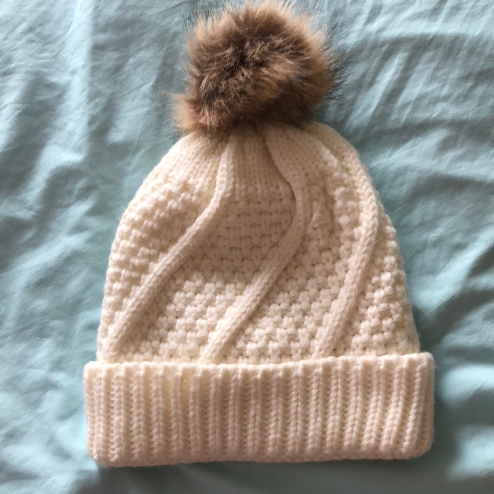 Cream winter ❄️ Hat